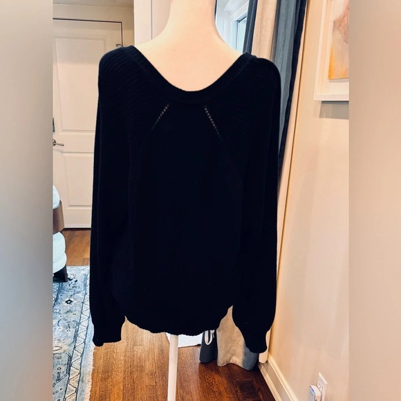 KERRI ROSENTHAL Women’s Navy Blue Puff Sleeve Pullover Sweater Size L - Picture 6 of 14